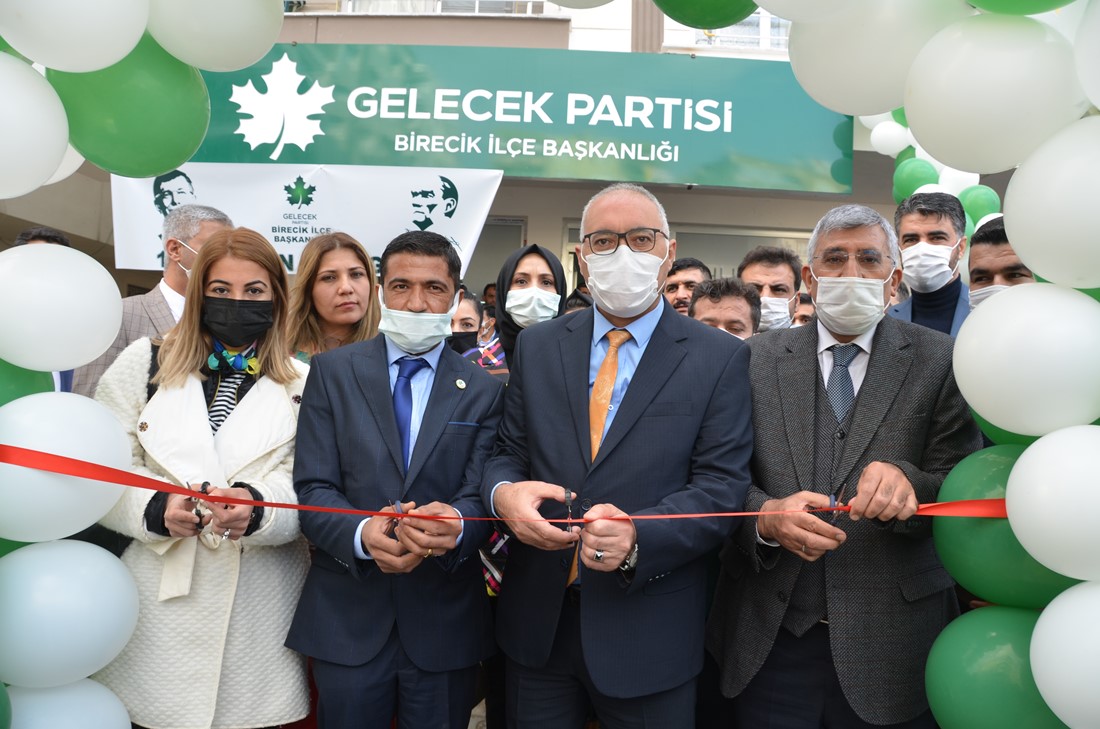Gelecek Partisi Birecik İlçe Binasının Açılışı Görkemli Bir Şekilde Yapıldı