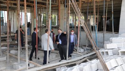 Haliliye Belediye Başkanı Mehmet Canpolat, Göbekli Tepe Kültür evinde incelemelerde bulundu