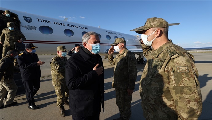 Millî Savunma Bakanı Hulusi Akar, Beraberinde TSK Komuta Kademesi ile Şırnak’a Gitti