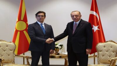 Cumhurbaşkanı Erdoğan, Kuzey Makedonya Cumhurbaşkanı Pendarovski ile bir araya geldi