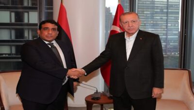 Cumhurbaşkanı Erdoğan, Libya Başkanlık Konseyi Başkanı Yunus el-Menfi ile bir araya geldi