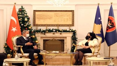 Millî Savunma Bakanı Hulusi Akar, Kosova Cumhurbaşkanı Vjosa Osmani ile Görüştü