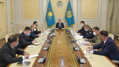 Kassym-Jomart Tokayev terörle mücadele komutanlığının bir oturumunu gerçekleştirdi