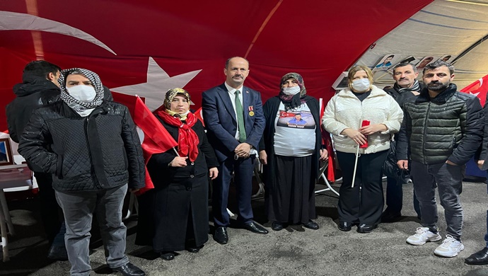 Şanlıurfa Şehit Ailelerden Diyarbakır Annelerine Destek Ziyareti