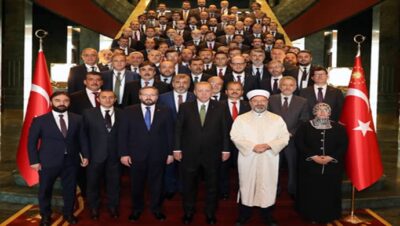 Cumhurbaşkanı Erdoğan, Diyanet İşleri Başkanlığı ataşeleri ve müşavirleriyle bir araya geldi