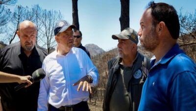 Cumhurbaşkanı Ersin Tatar, Mersinlik’teki yangın bölgesini ziyaret ederek basın açıklamasında bulundu.