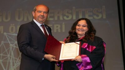 Cumhurbaşkanı Ersin Tatar, Yakın Doğu Üniversitesi Bilim Ödülleri Töreni’ne katıldı