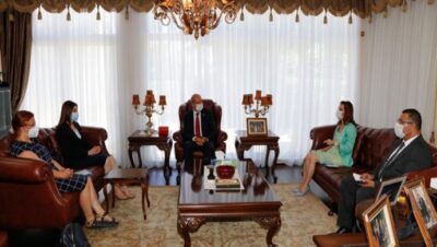 Artan Covid-19 vakaları ve kıyı kirliliği, Cumhurbaşkanı Tatar’ın çağrısıyla gerçekleşen toplantıda masaya yatırıldı