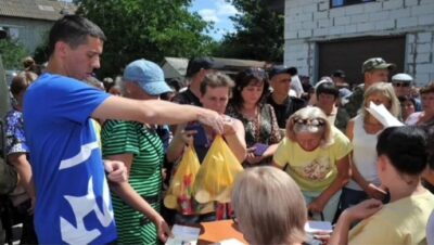 «Единая Россия» открыла центр гуманитарной помощи в Сватово Луганской Народной Республики