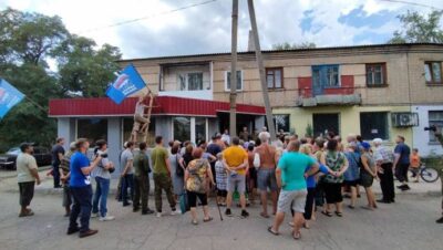 «Единая Россия» открыла дополнительные гуманитарные центры в Северодонецке и Лисичанске