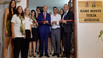 Cumhurbaşkanı Ersin Tatar, Kuzey Kıbrıs Mare Monte Girişimci Yardımseverler Derneği ile Çalışma ve Sosyal Güvenlik Bakanlığı iş birliğinde Lapta Huzurevi’nde yapılan Mare Monte İyilik Atölyesi’nin açılışına katıldı: