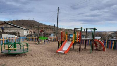 В Забайкальском крае при поддержке «Единой России» установили детскую площадку