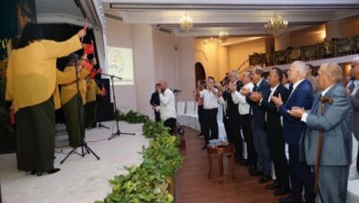 Cumhurbaşkanı Ersin Tatar, Lapta Kültür ve Dayanışma Derneği’nin düzenlediği “Lapta’nın Kökleri ve Lapta’nın Kaybolan Meslekleri” adlı belgeselin gösterim etkinliğine katıldı