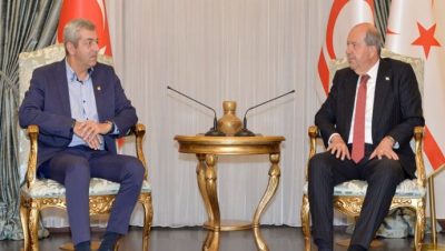 Cumhurbaşkanı Ersin Tatar, CYPFRUVEX yeni yönetim kurulu başkanı ve üyelerini kabul etti