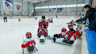 При поддержке «Единой России» детская команда из Луганска приняла участие в соревнованиях по следж-хоккею в Сочи