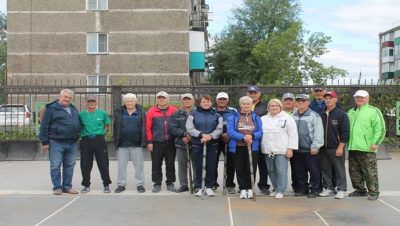 В Новосибирской области «Единая Россия» организовала турнир по городошному спорту среди ветеранов