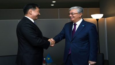 Devlet başkanı Moğolistan Devlet Başkanı Ukhnaagiin Khurelsukh ile görüştü
