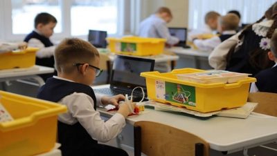 Irkutsk’ta Birleşik Rusya’nın desteğiyle bir okul elden geçirildi