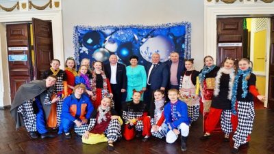 Birleşik Rusya, Kursk bölgesindeki Shchigra’da çocuklar için bir Yeni Yıl partisi düzenledi